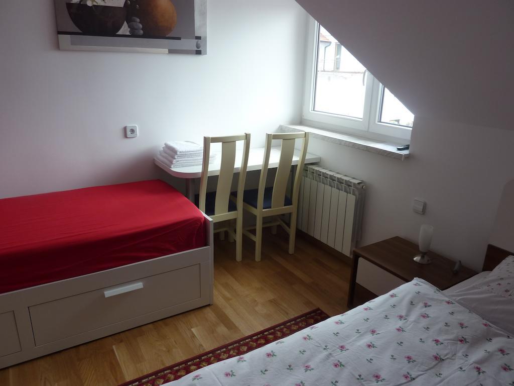 Rooms & Apartment Mira G. ポストイナ 部屋 写真