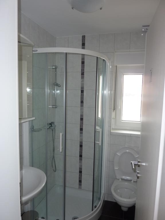 Rooms & Apartment Mira G. ポストイナ 部屋 写真
